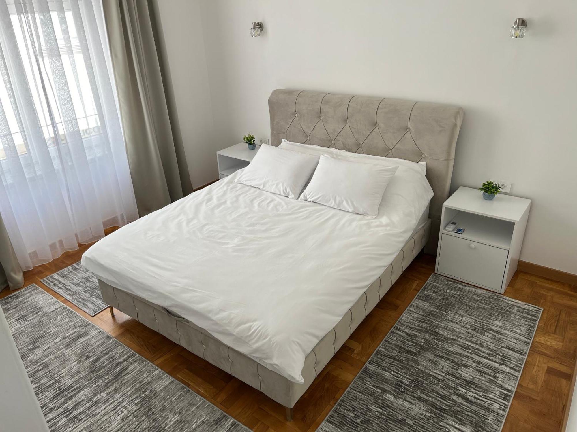 Sarajevo Luxury Apartment - 50 M From Old Sarajevo Clock Tower Esterno foto