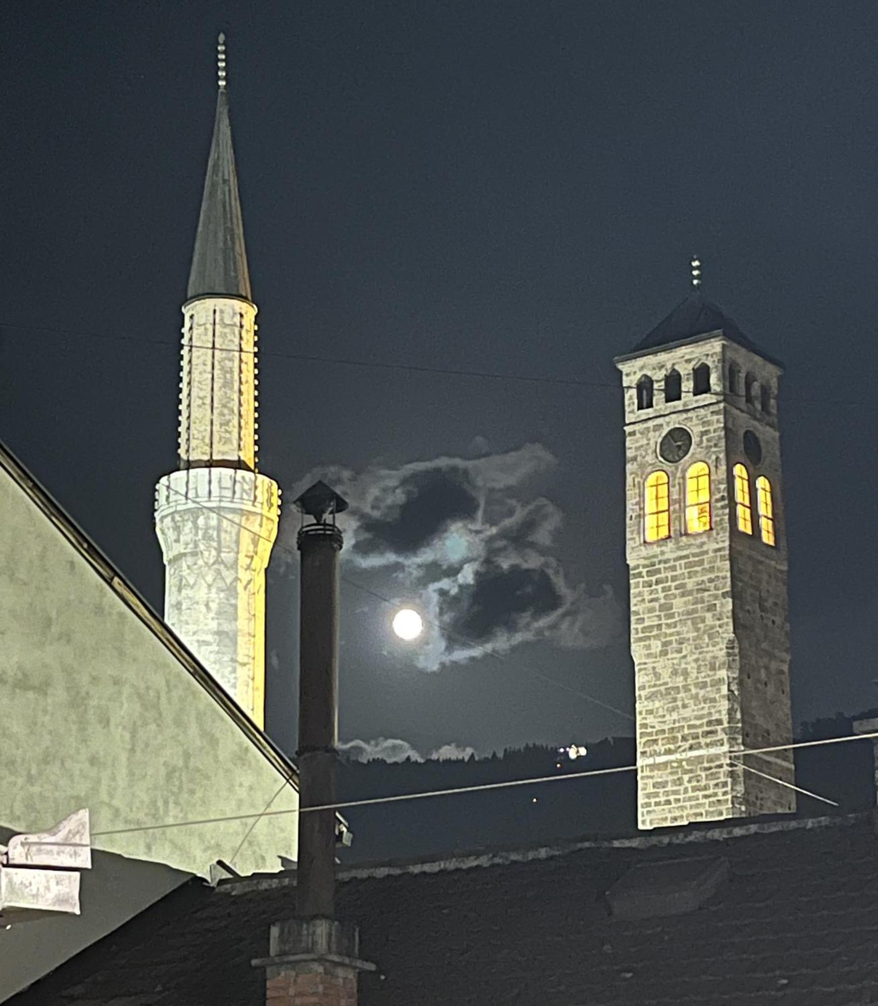 Sarajevo Luxury Apartment - 50 M From Old Sarajevo Clock Tower Esterno foto